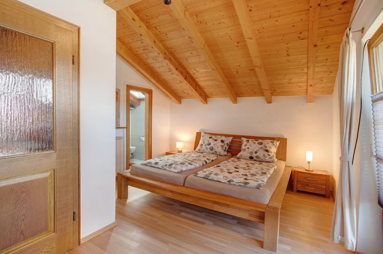 Josys Ferienwohnung Gstadt am Chiemsee Bagian luar foto