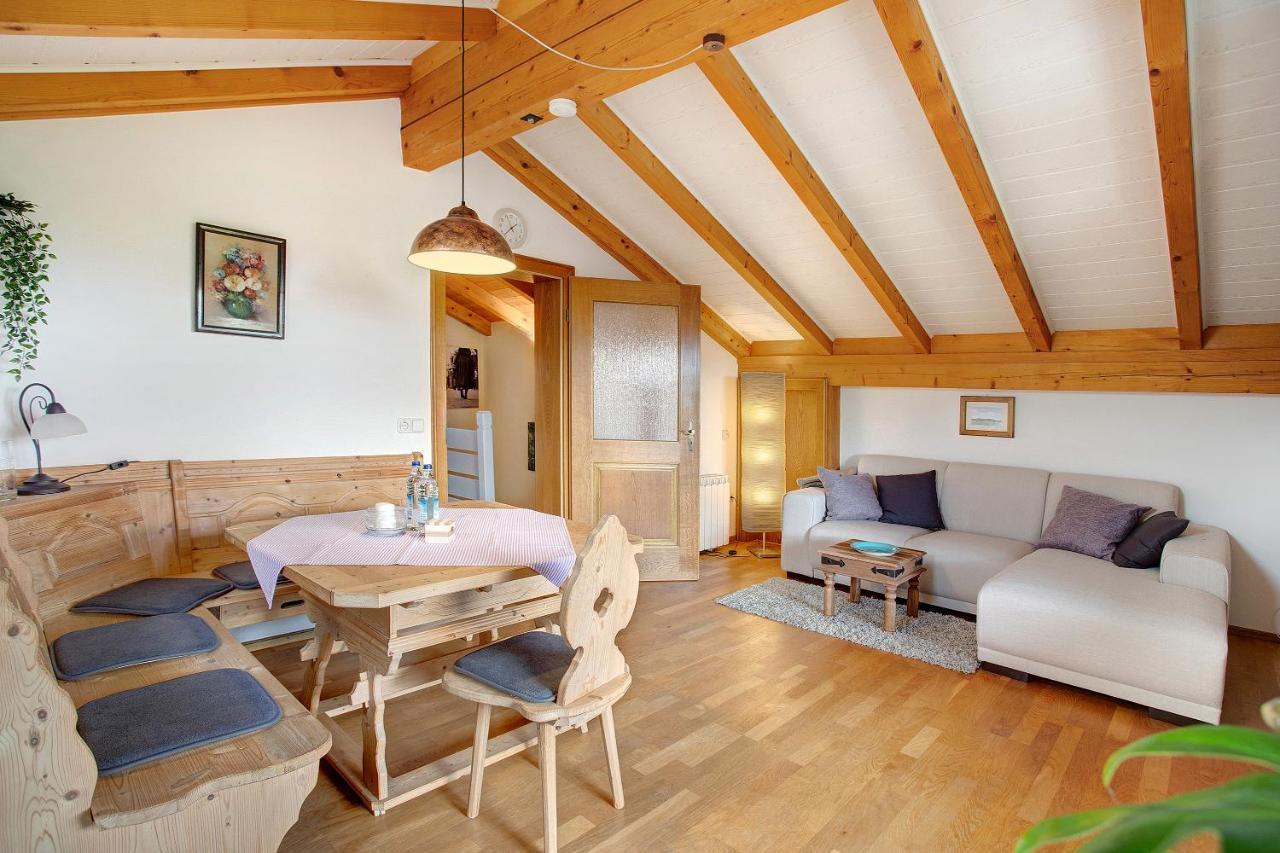 Josys Ferienwohnung Gstadt am Chiemsee Bagian luar foto