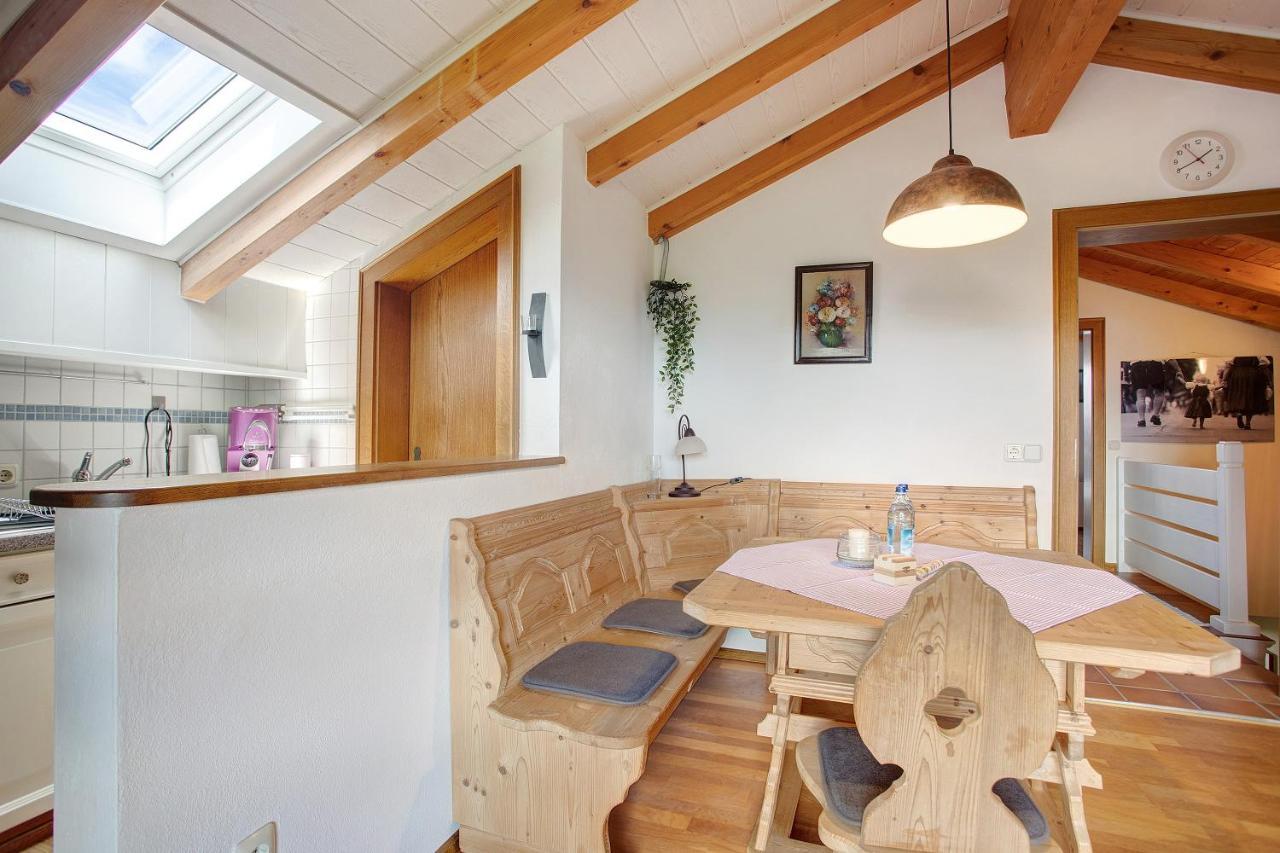 Josys Ferienwohnung Gstadt am Chiemsee Bagian luar foto